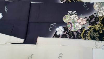 黒グレーと白のクールな振袖